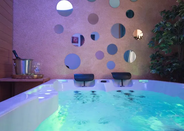 Wellness D'or - Exclusive New With Whirlpool, Sauna, Sunny Terrace, Private Parking דירה *