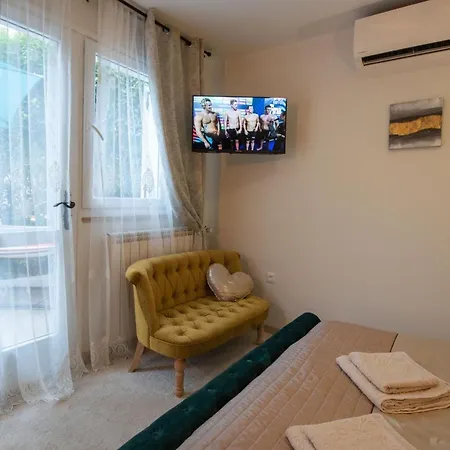 Wellness D'or: Exclusive With Amenities *